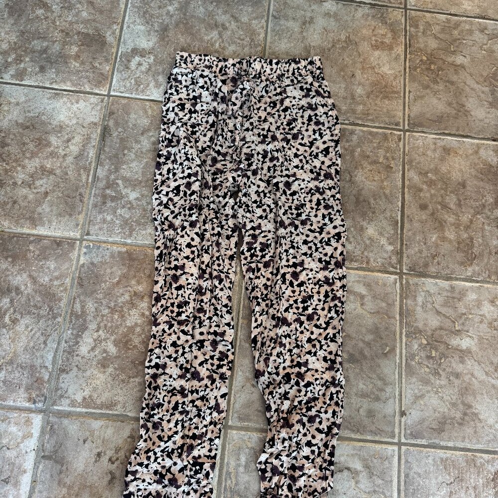 Primark flowery pants